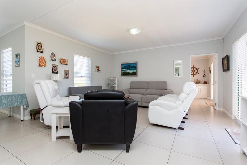 3 Bedroom Property for Sale in Sunningdale Western Cape